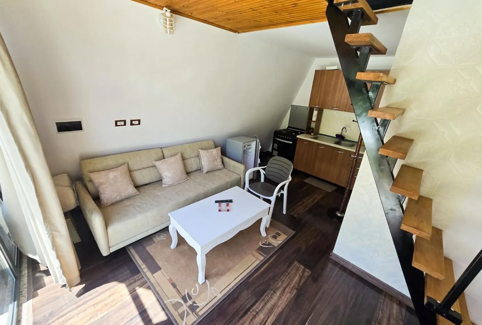 Arditi'S Chalets Boge